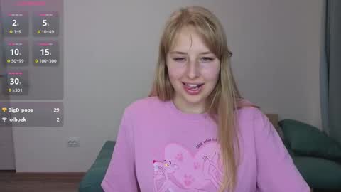 Snapshot of jessy_comely chatting on September 24, 2:46 pm Jessy online show from September 24, 2:46 pm
