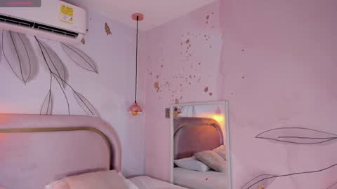 Jessica online show from February 8, 3:52 am