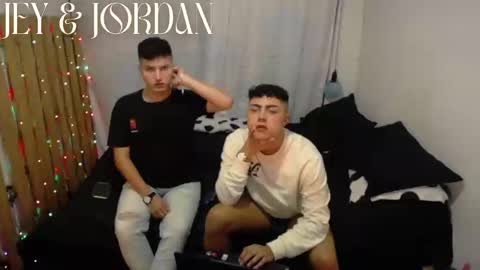 jey0987 online show from December 10, 3:41 am