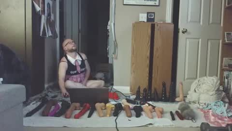 Nasty Cumslut online show from February 4, 3:11 am