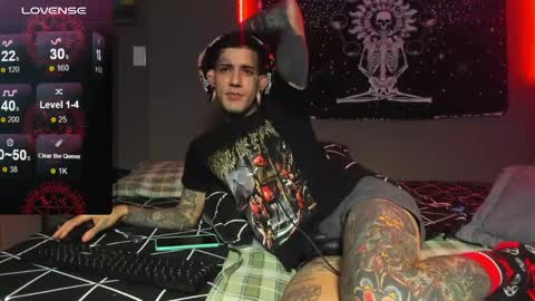 jhonny_ackerman online show from April 22, 6:42 am