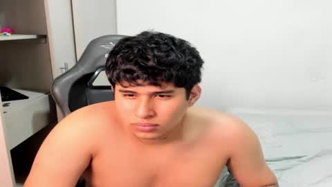 Snapshot of jhonny_dickm chatting on October 18, 9:46 am jhonny_dickm online show from October 18, 9:46 am