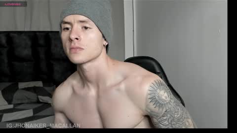 Jhonaiker online show from January 10, 5:51 pm