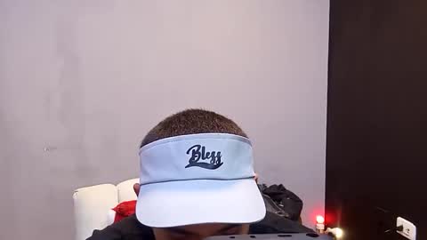 jhonny_thes28 online show from January 6, 1:42 am