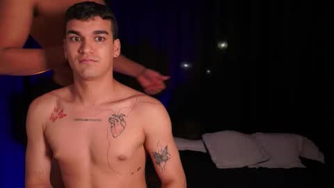 Jhonny  online show from October 25, 3:29 am