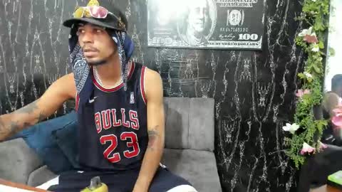 jhonson821 online show from November 20, 6:05 pm