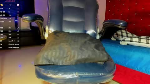 jhonymiller online show from April 5, 8:39 pm