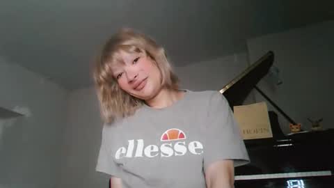 Anya online show from February 26, 5:22 am