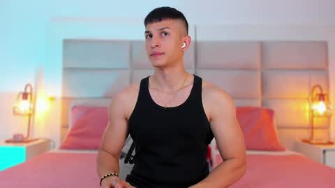 Jhosua Hunt online show from January 20, 5:04 am