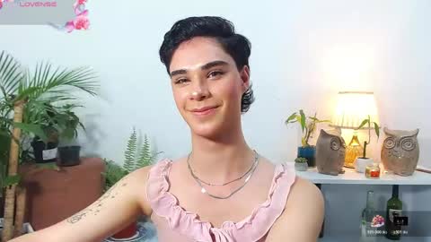 Jhuan Nhez online show from March 13, 5:33 am