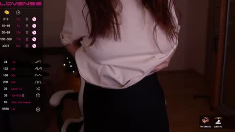 Snapshot of jia_lisaa chatting on January 16, 10:42 am jia_lisaa online show from January 16, 10:42 am