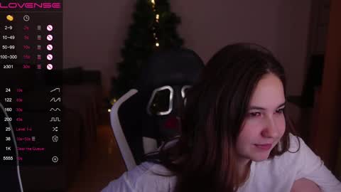 Snapshot of jia_lisaa chatting on December 23, 9:27 am jia_lisaa online show from December 23, 9:27 am