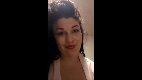 jillyjiggles online show from December 19, 9:05 am