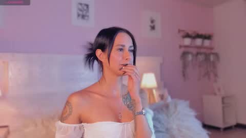 Jinx  online show from December 5, 2:48 pm