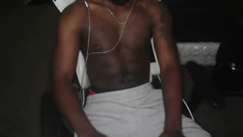 Jinxbear1 online show from December 20, 4:30 am