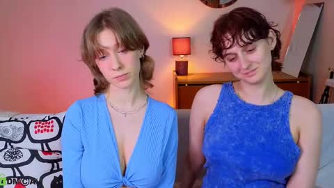 Hey Guys We are Julia ginger  Tina brunette online show from November 22, 11:52 am