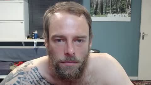 JamesJan van Rebel online show from January 13, 3:03 am