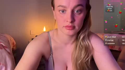 Juliette Rose online show from May 9, 9:04 am