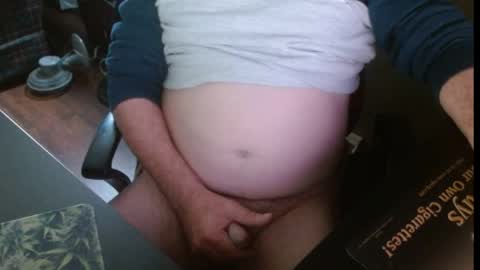 me online show from April 25, 5:21 pm