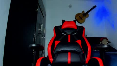 IGJmortton online show from April 21, 2:15 am