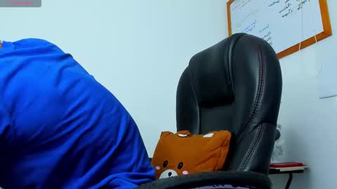 IGJmortton online show from September 14, 11:44 am