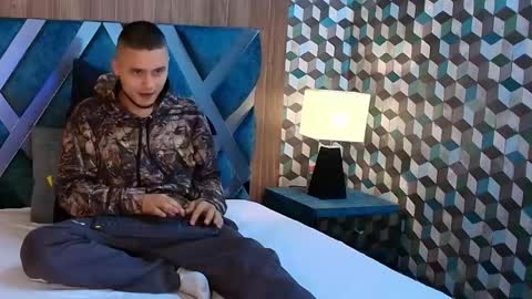  Joao online show from April 13, 9:08 pm