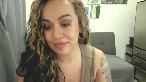 Johana              online show from April 1, 5:10 pm