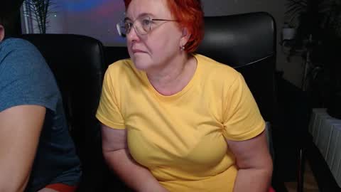 Joanna and Greg online show from September 11, 9:54 am