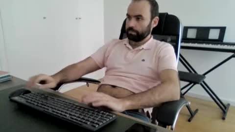 joaodias_18 online show from March 29, 3:02 pm