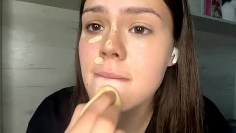 Mila online show from April 22, 10:22 am