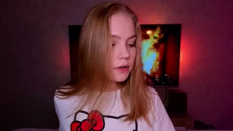 Jodie 3 returning TODAY online show from September 17, 7:28 pm