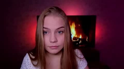 Jodie 3 returning TODAY online show from September 19, 8:34 pm