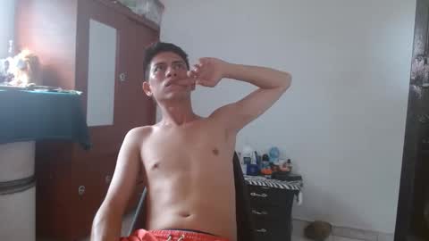 johan online show from March 27, 5:14 pm