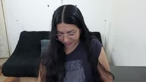 johana_collins online show from March 9, 2:21 pm