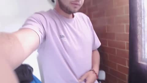 JOHAN independient model online show from January 15, 4:27 pm