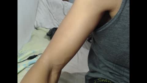 johantorres19 online show from January 13, 9:19 am