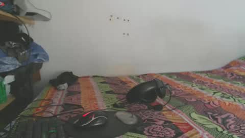 johantorres19 online show from September 9, 1:33 pm