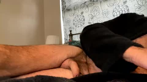 john091254 online show from March 12, 1:19 pm