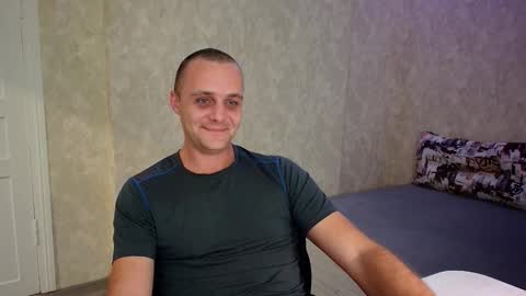 Snapshot of john_3019 chatting on October 13, 7:16 pm John online show from October 13, 7:16 pm