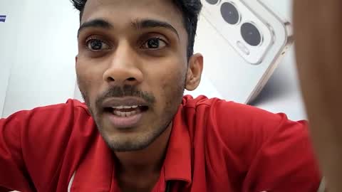 Snapshot of john_lee_derik chatting on January 31, 9:37 am john_lee_derik online show from January 31, 9:37 am