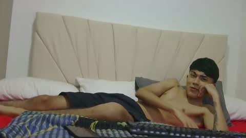 john_miles01 online show from December 19, 8:43 am