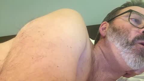 JohnBob online show from December 12, 6:10 pm