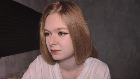 SofiaOweenss online show from April 7, 7:21 am