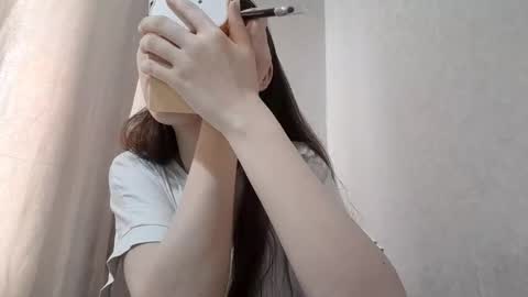 Molly online show from December 4, 5:40 am