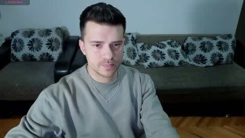 Johnny online show from April 1, 4:26 pm