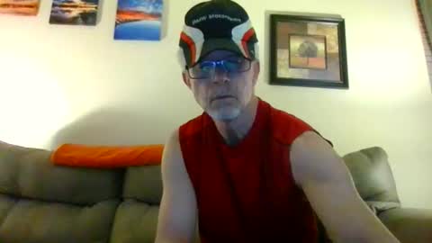 johnnyrocket12345678 online show from October 24, 11:38 pm