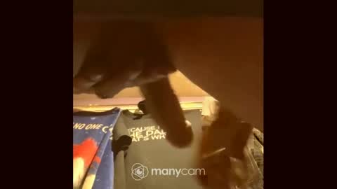 johnnyshung1 online show from December 1, 7:16 pm