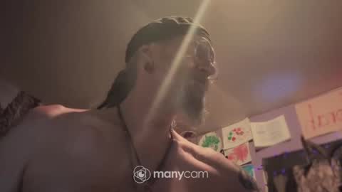 johnnyshung1 online show from December 13, 10:51 am