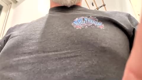 johnsmith401 online show from April 18, 10:32 pm