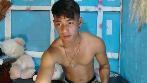 johnydestroyer online show from October 2, 8:24 am